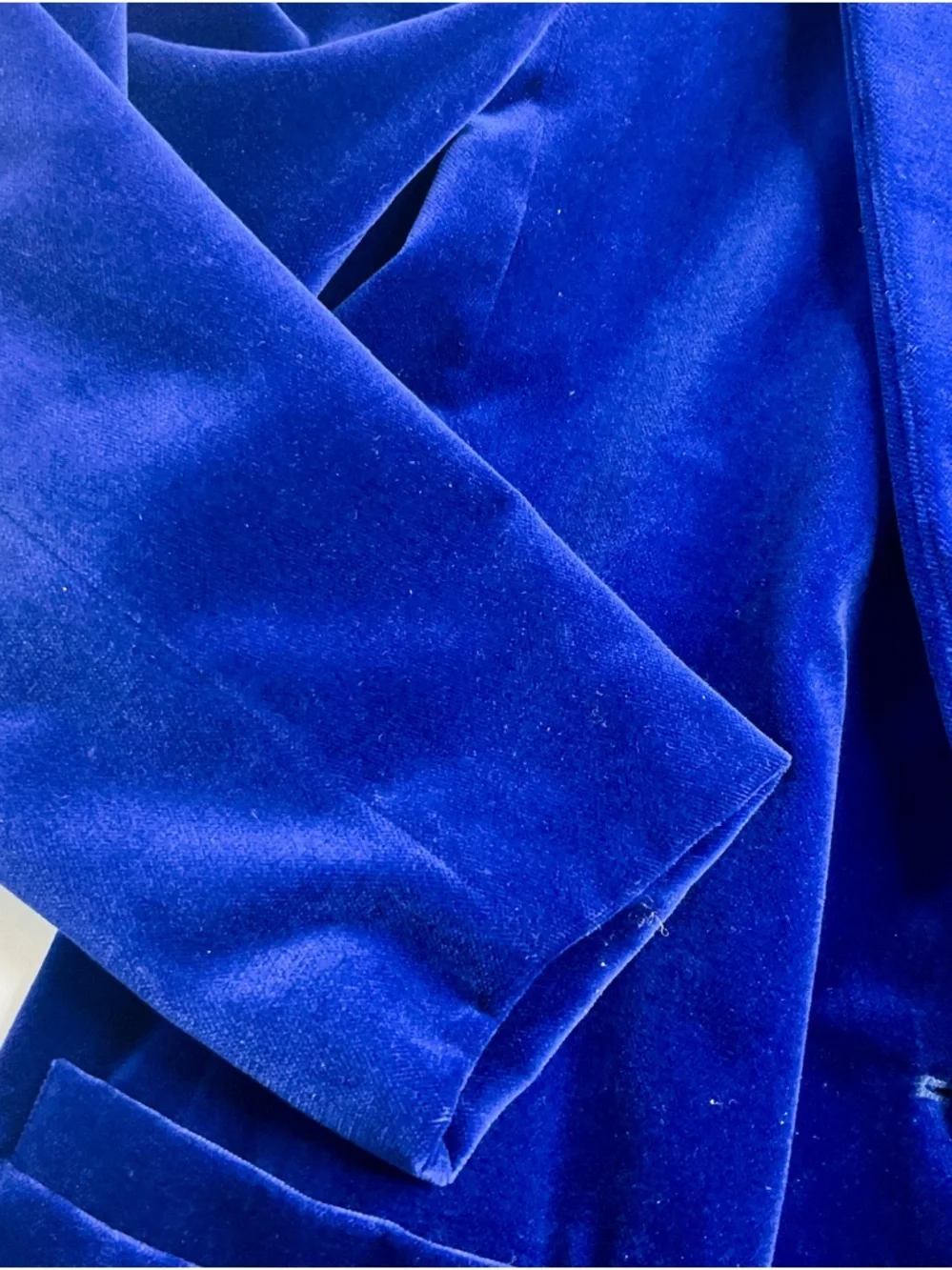 Women's Velvet Longline Blazer Jacket - Royal Blue - Picture 11 of 14